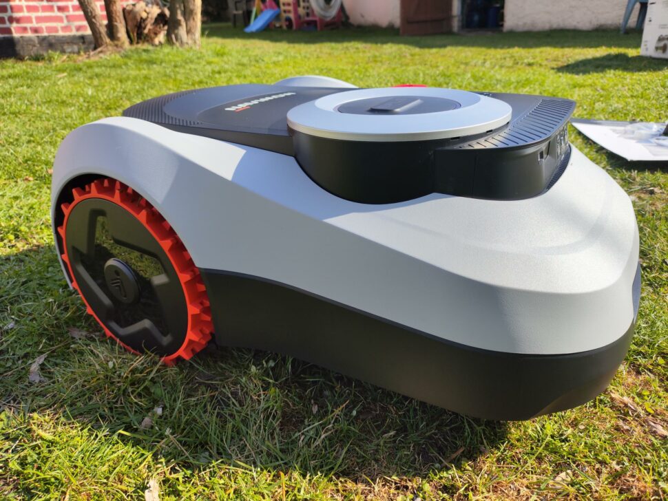 Navimow i215 LiDAR Design und Verarbeitung 3 Navimow i215 LiDAR Design und Verarbeitung 3