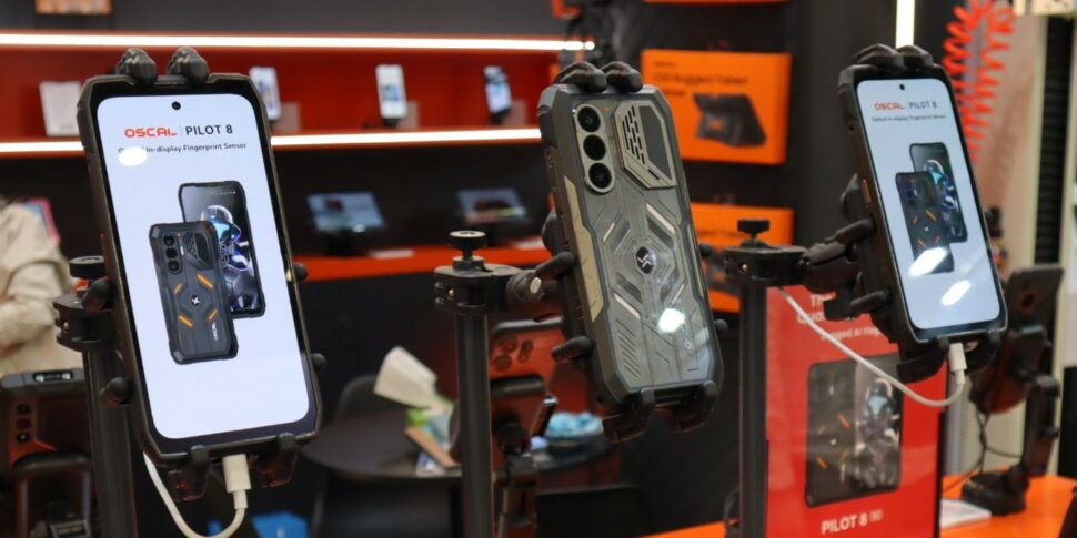 Oscal MWC 2026 Pilot 8 Oscal MWC 2026 Pilot 8