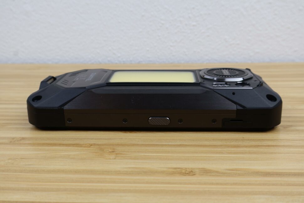 Oukitel WP61 Ultra Design Verarbeitung 2 Oukitel WP61 Ultra Design Verarbeitung 2