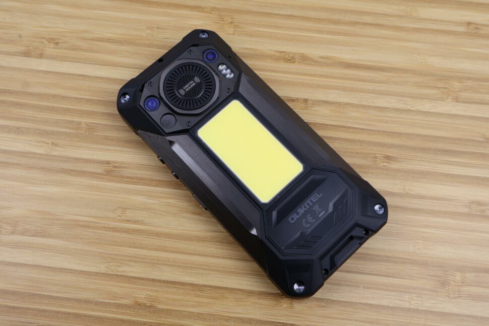 Oukitel WP61 Ultra Taschenlampe Oukitel WP61 Ultra Taschenlampe