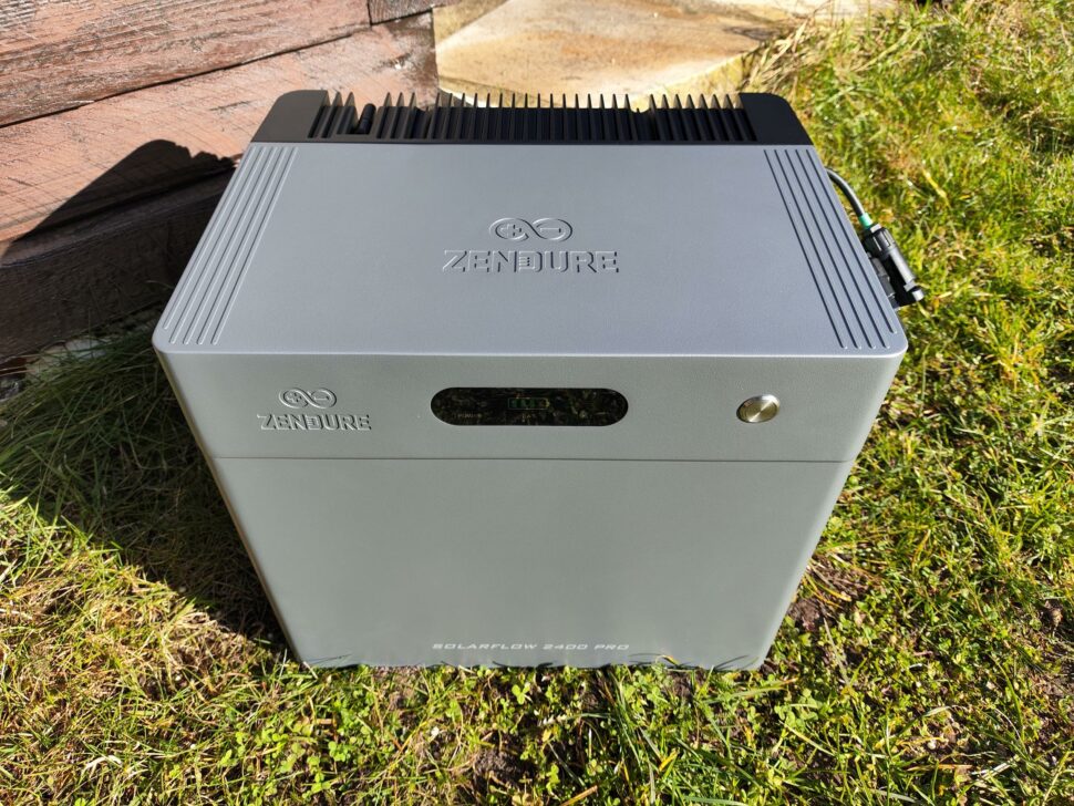 Zendure Solarflow 2400 Pro Design und Verarbeitung 3 Zendure Solarflow 2400 Pro Design und Verarbeitung 3