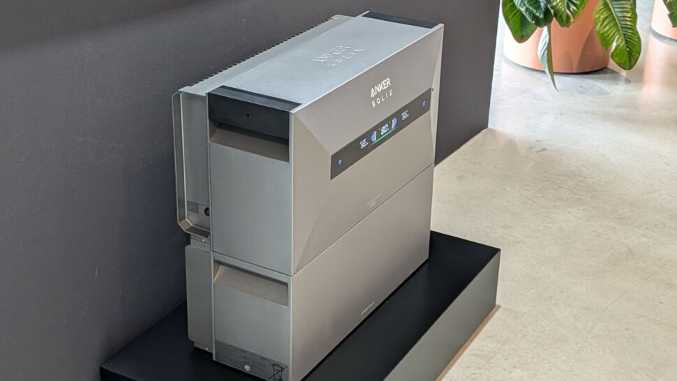 Anker Solix SolarbankMaxAC 1 Anker Solix SolarbankMaxAC 1