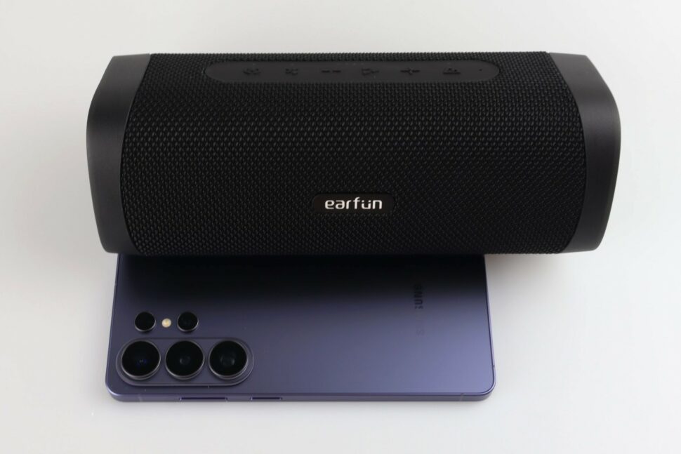 Earfun UBOOM L Test Bluetooth Speaker 2 Earfun UBOOM L Test Bluetooth Speaker 2