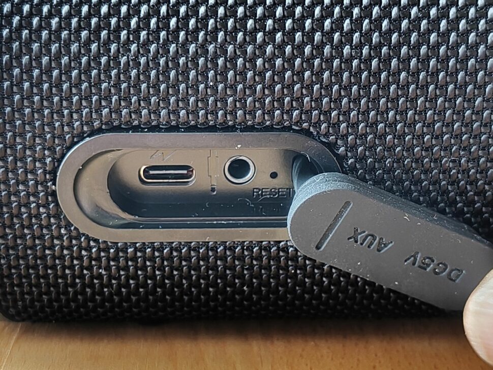 EarFunUBoomL USBcPort EarFunUBoomL USBcPort