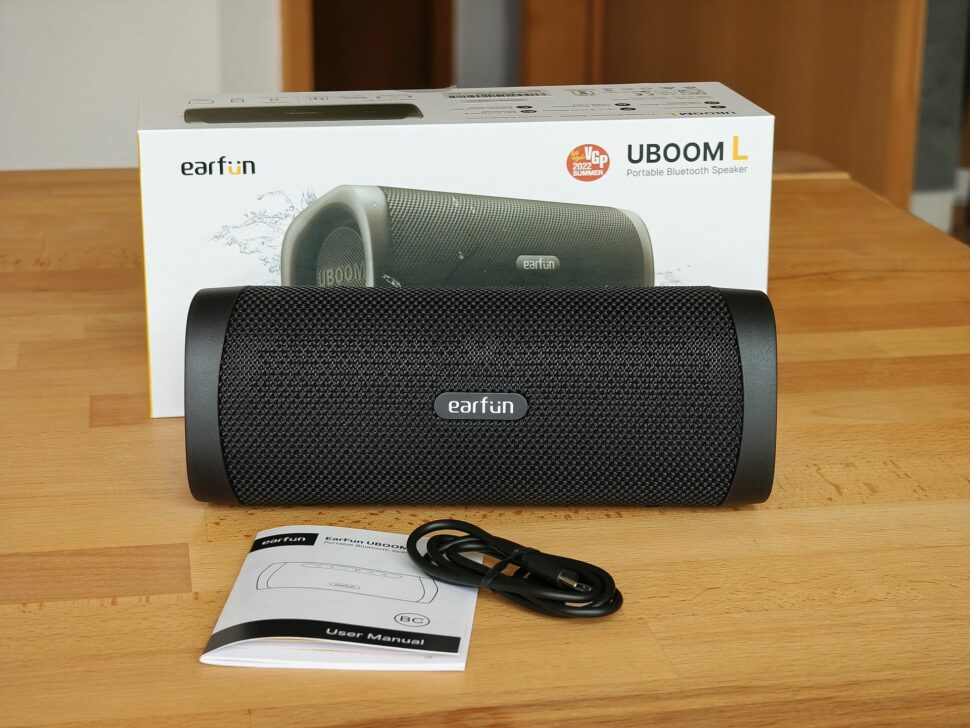 EarFunUBoomL Unboxed EarFunUBoomL Unboxed