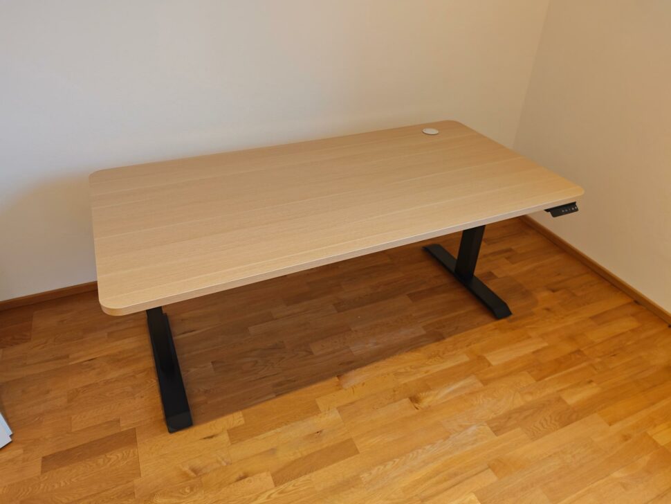 Maidesite T2 Pro Max Tisch aufgebaut 2 Maidesite T2 Pro Max Tisch aufgebaut 2