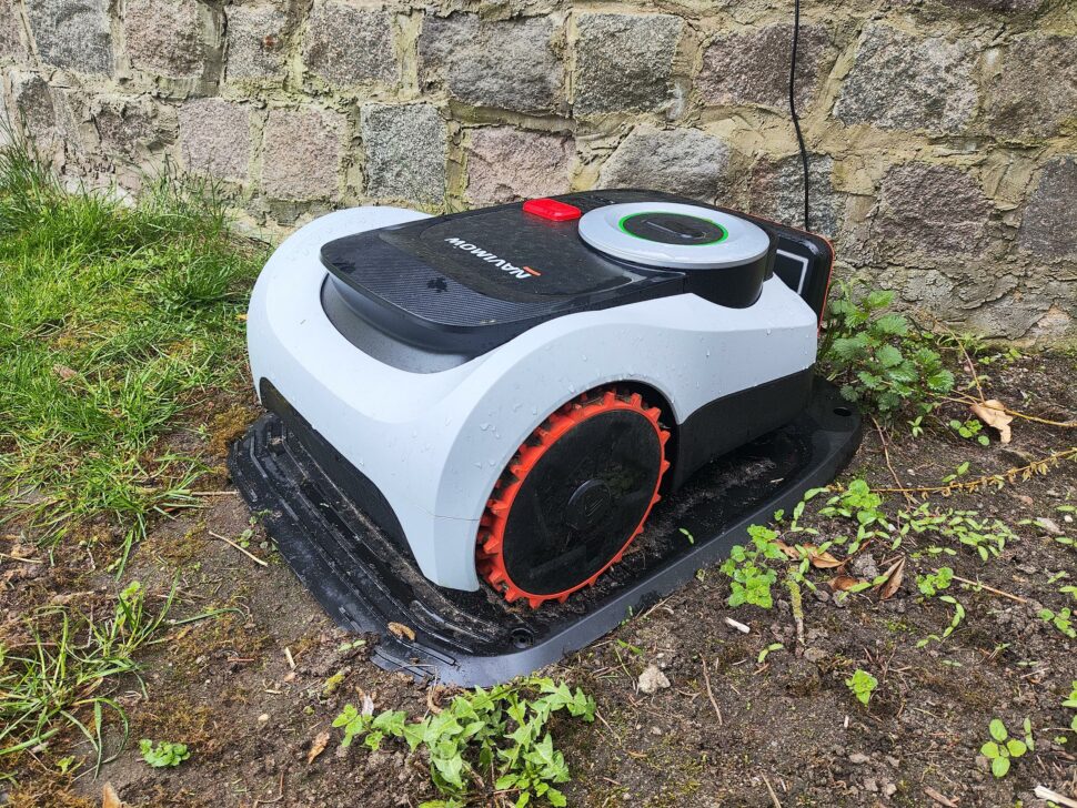 Navimow i215 LiDAR Ladestation 2 Navimow i215 LiDAR Ladestation 2