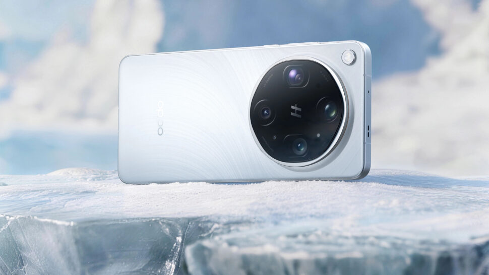 Oppo Find X9 Ultra Banner V Oppo Find X9 Ultra Banner V