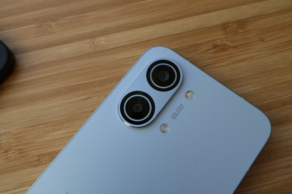 Poco X8 Pro Max LED Ruecklicht 2 Poco X8 Pro Max LED Ruecklicht 2