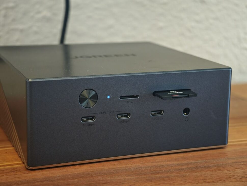 Ugreen Maxidok 17 in 1 SD Slot Ugreen Maxidok 17 in 1 SD Slot