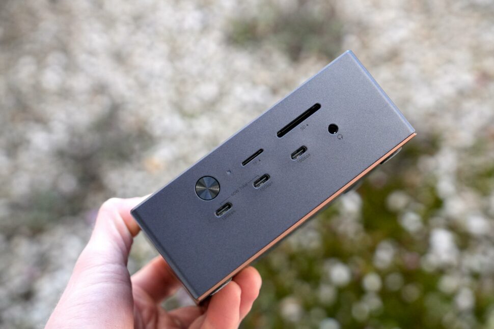 Ugreen Maxidok 17 in 1 Thunderbolt 5 Dock 5 Ugreen Maxidok 17 in 1 Thunderbolt 5 Dock 5