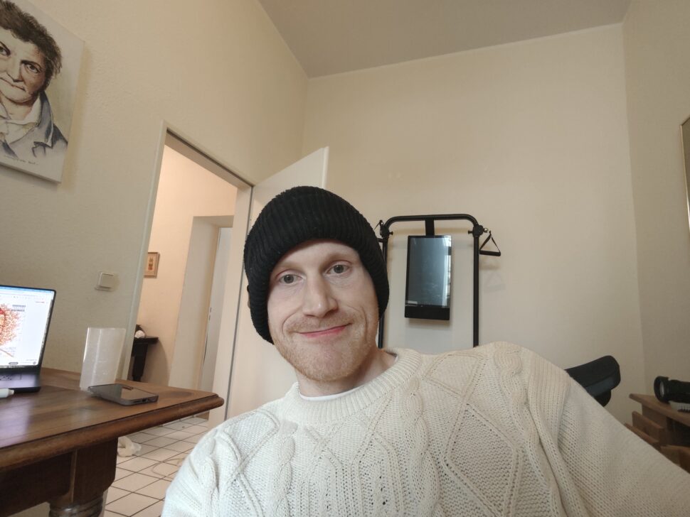 Xiaomi Pad 8 Pro Selfie Cam Sample 1 Xiaomi Pad 8 Pro Selfie Cam Sample 1