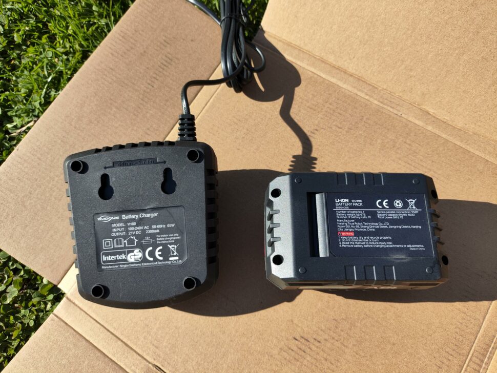 Yardcare V100 Ladegeraet Yardcare V100 Ladegeraet