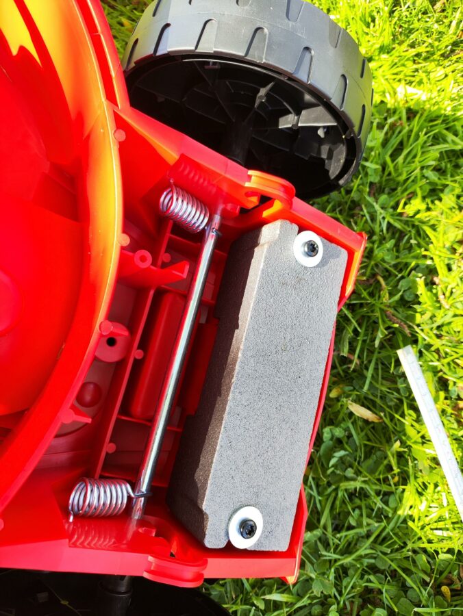 Einhell GE CM Schnitthoehenverstellung 2 Einhell GE CM Schnitthoehenverstellung 2