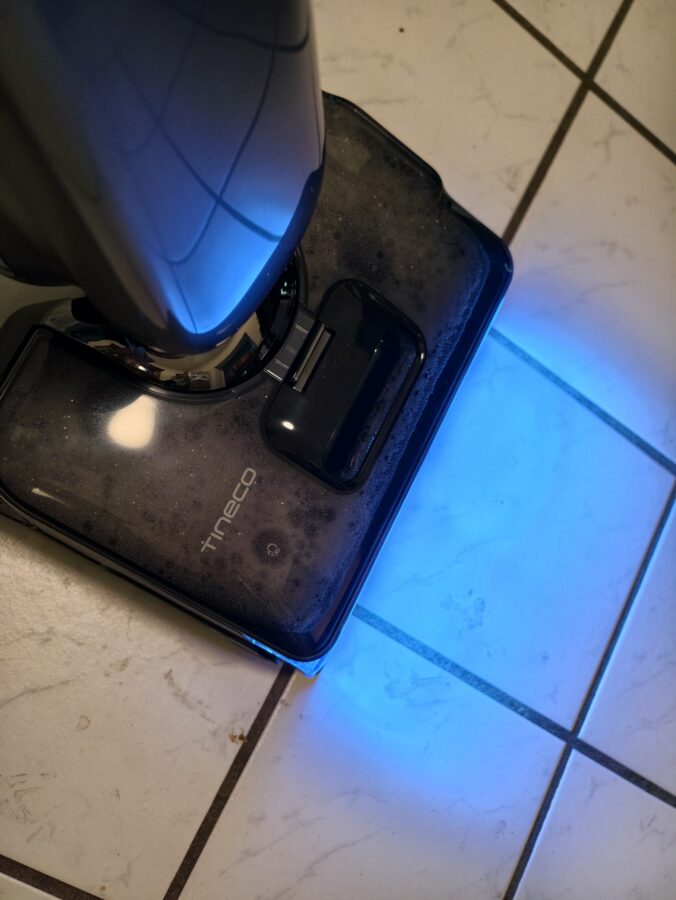 Tineco Floor One S9 Artist Steam Pro LED Bodenbeleuchtung Fliese Tineco Floor One S9 Artist Steam Pro LED Bodenbeleuchtung Fliese