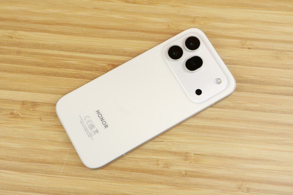Honor 600 Pro Design 1 Honor 600 Pro Design 1
