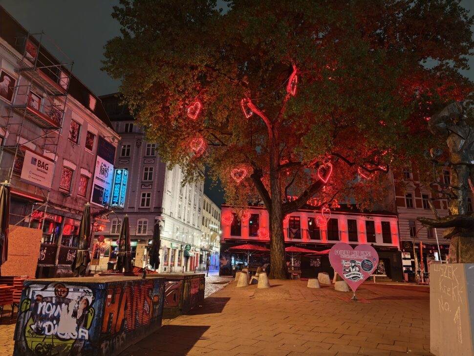 Hauptkamera Nacht motiv01 oppofindx9ultra Hauptkamera Nacht motiv01 oppofindx9ultra
