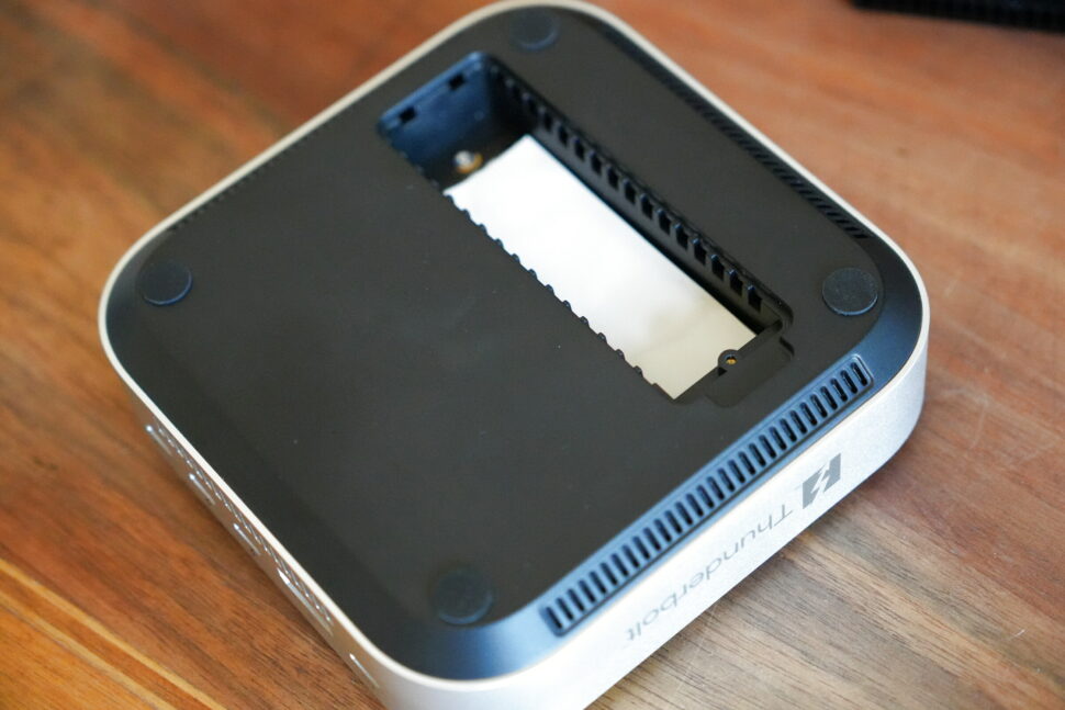 ugreen maxidok 10 in 1 ssd slot waermeleitpad ugreen maxidok 10 in 1 ssd slot waermeleitpad