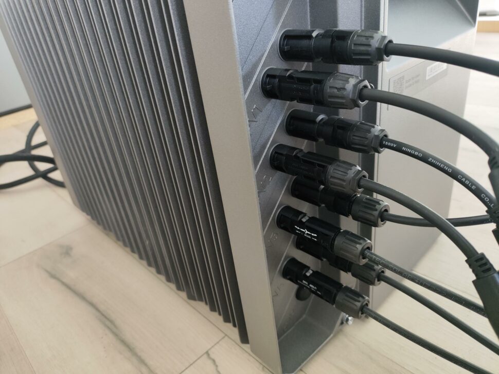 Anker Solarbank 4 Pro Anschluss 2 Anker Solarbank 4 Pro Anschluss 2