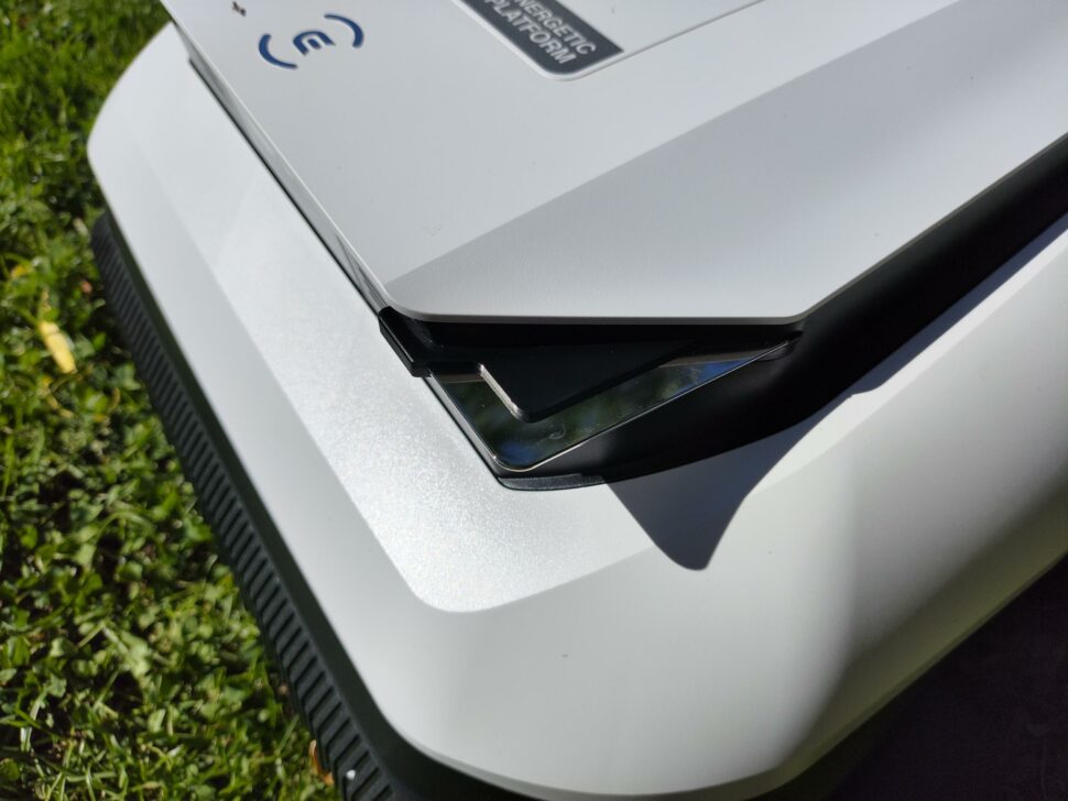 Ecovacs Goat A1600 LiDAR Pro Ladekontakte Ecovacs Goat A1600 LiDAR Pro Ladekontakte