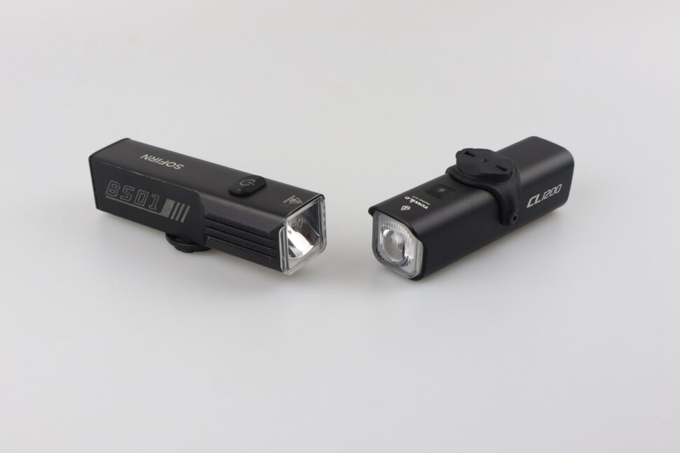 Towild CL1200 vs Sofirn BS01 Test Vergleich Schraeg Liegend 1