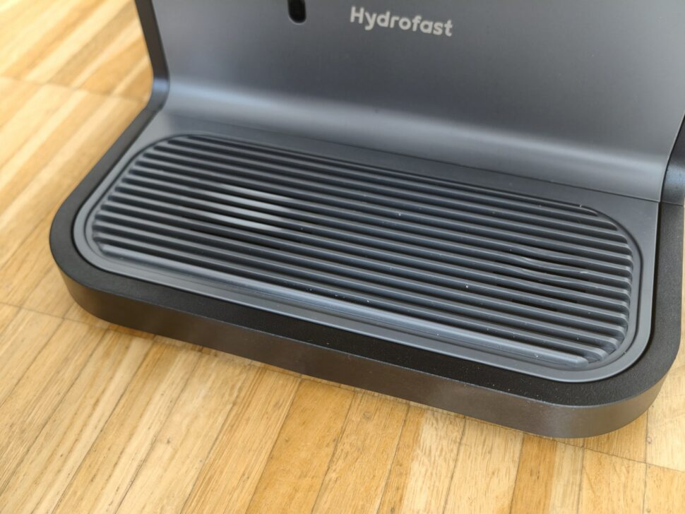 Hydrofast C300 Pro Tanks geoeffnet Hydrofast C300 Pro Tanks geoeffnet