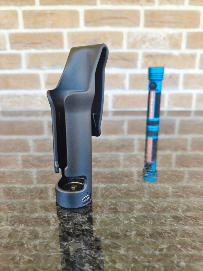 Olight Seeker 4 Pro 05 Olight Seeker 4 Pro 05