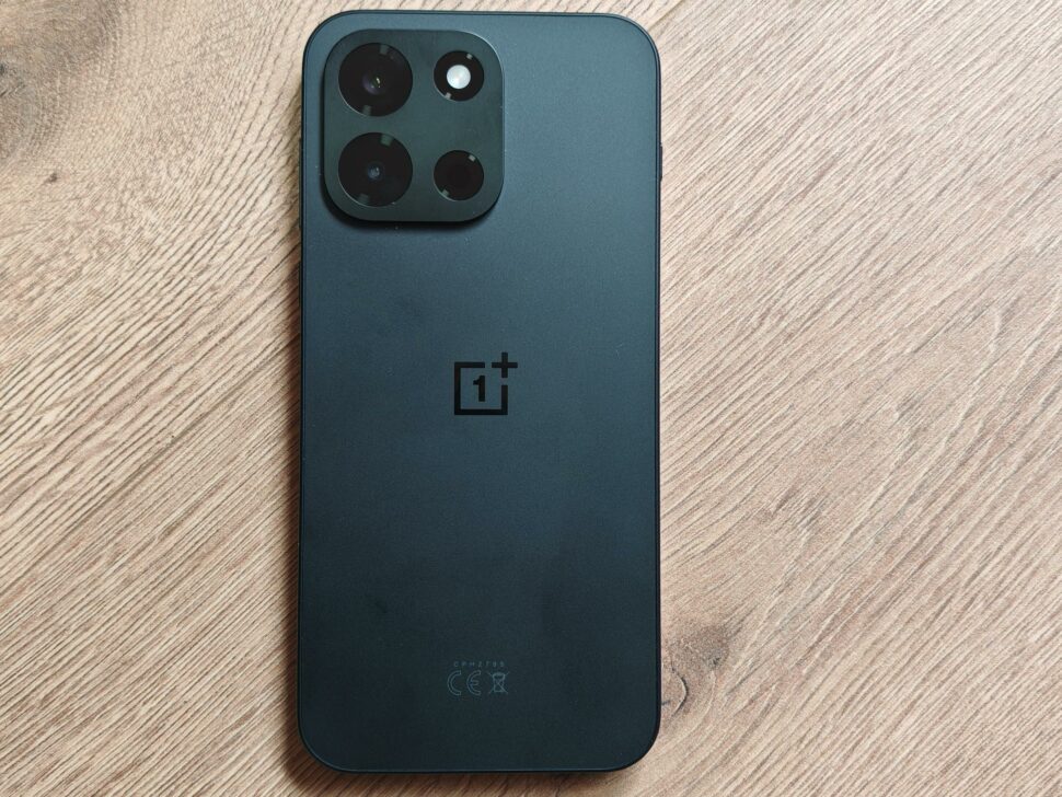 Test OnePlus Nord6 Design 4