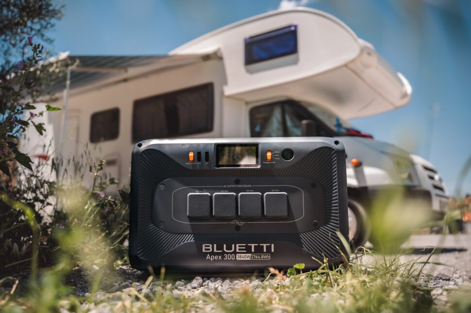 bluetti apex 300 front wohnmobil bluetti apex 300 front wohnmobil