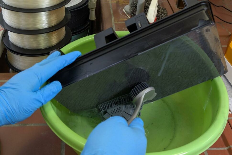 Elegoo Jupiter 2 40 Elegoo Jupiter 2 Bauplattform reinigen