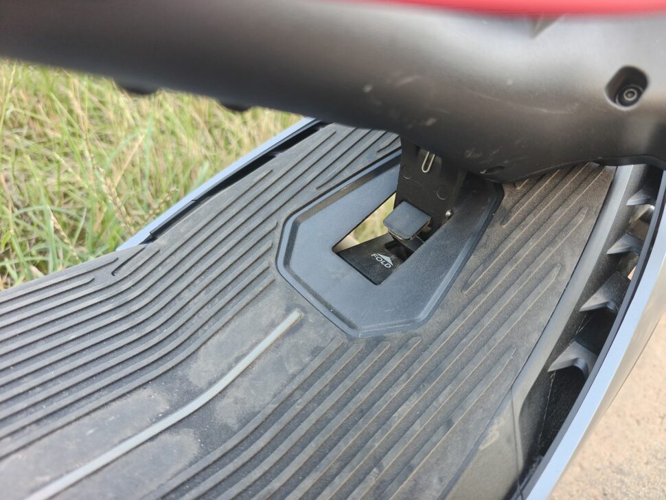 NaveeUT5max FoldHooked NaveeUT5max FoldHooked