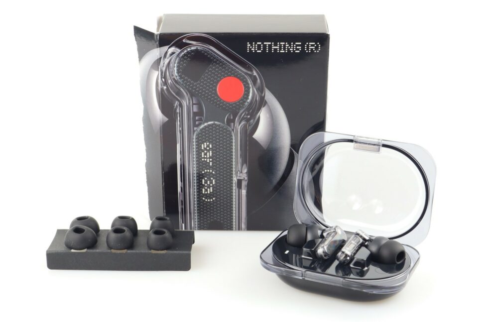 Nothing Ear 3a Test Lieferumfang vor Verpackung Hell 2 Nothing Ear 3a Test Lieferumfang vor Verpackung Hell 2