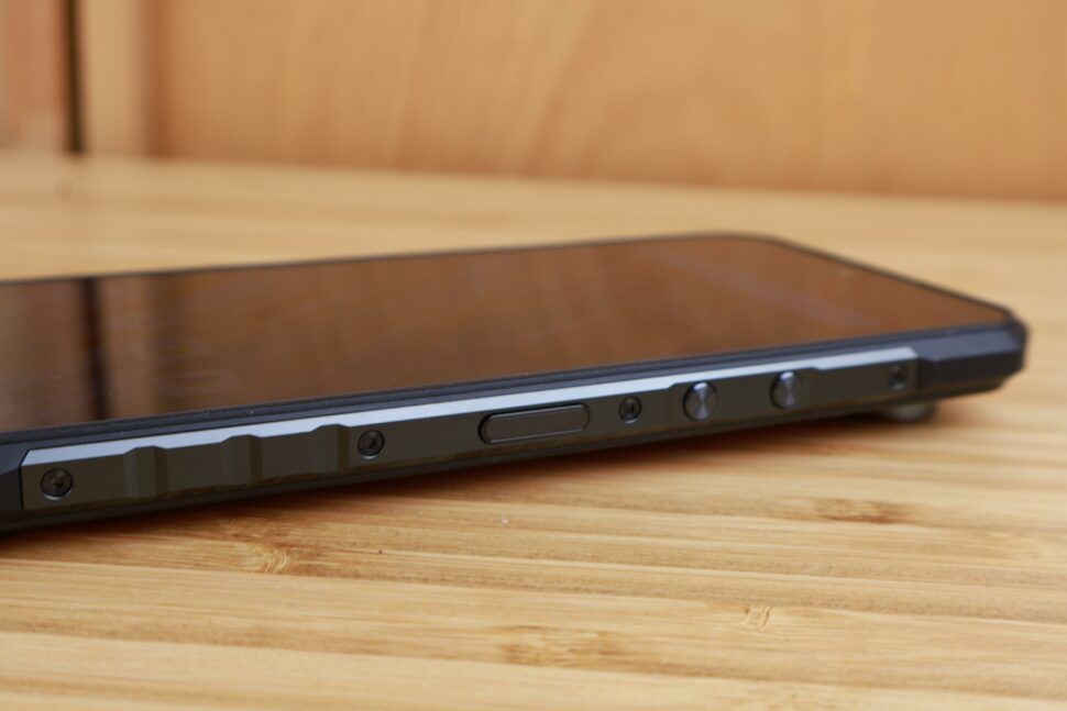 Oukitel WP68 Air Design Verarbeitung 2 Oukitel WP68 Air Design Verarbeitung 2