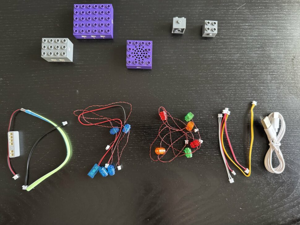 pantasy dj player test elektrobauteile Elektrobauteile des Pantasy DJ Player: LEDs, Verteiler, Druecker und USB-Kabel