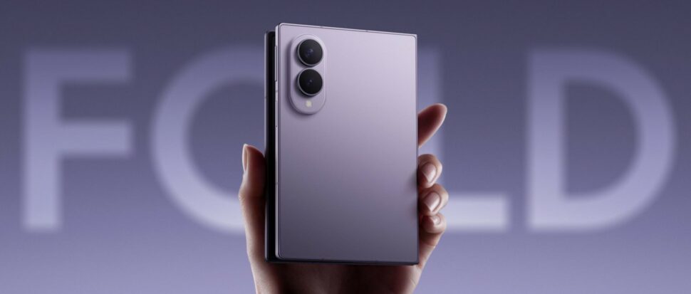 Samsung Galaxy Fold 8 Head Samsung Galaxy Fold 8 Head