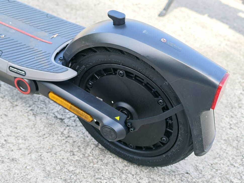ninebot e3 pro d hinterrad mit nabenmotor Ninebot E3 Pro D Hinterrad mit Nabenmotor
