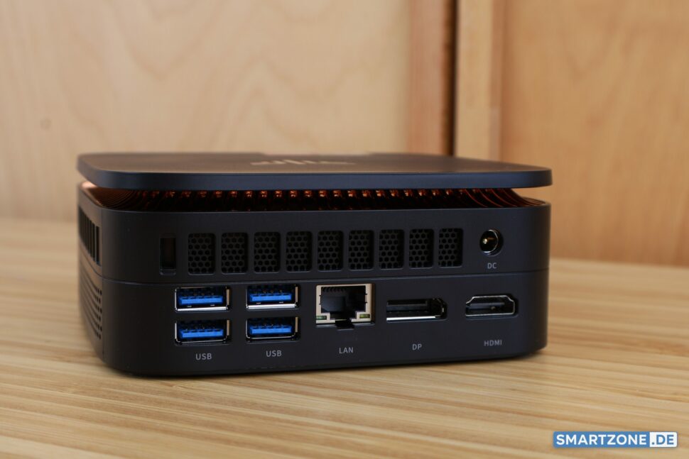 NiPoGi Hyper H1 Anschluesse Ports 1 NiPoGi Hyper H1 Anschluesse Ports 1