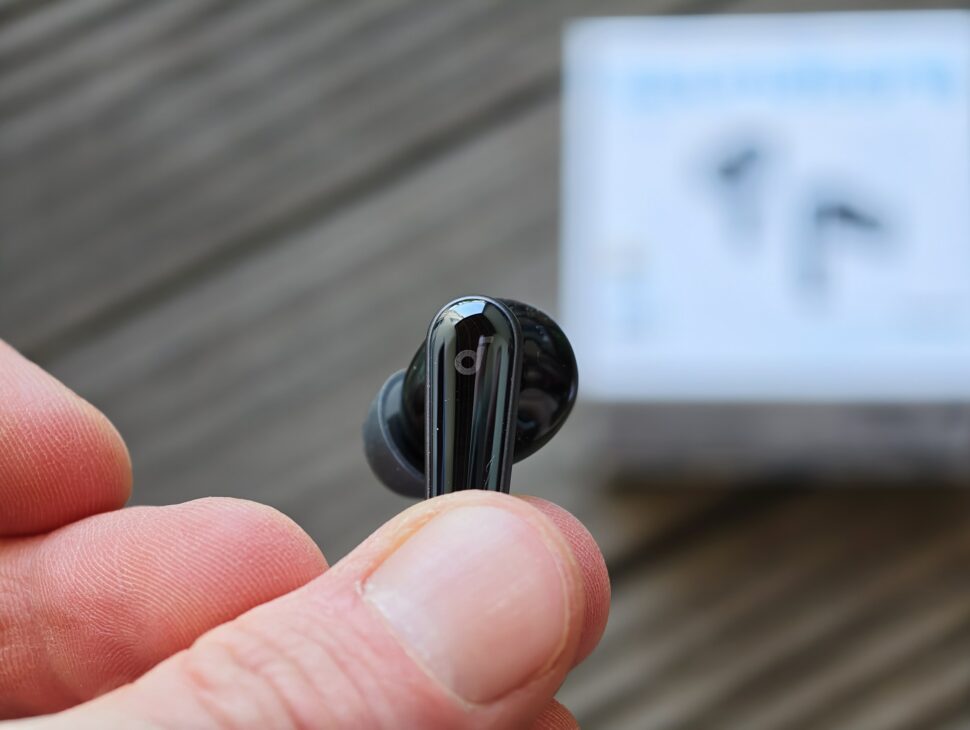 soundcore liberty 5 ohrhoerer touchflaeche am stiel Soundcore Liberty 5 Ohrhörer Touchfläche am Stiel