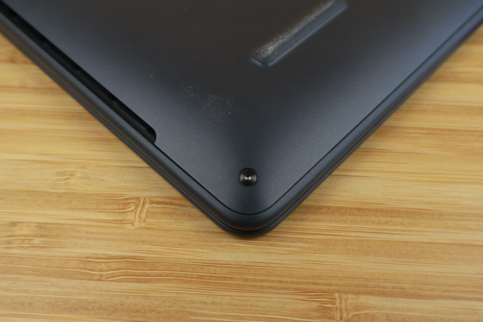 Xiaomi Book Pro 14 Unterseite Detail Xiaomi Book Pro 14 Unterseite Detail