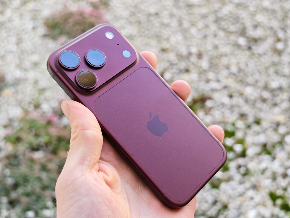 apple iphone 18 pro rueckseite schraeg in der hand Apple iPhone 18 Pro im Test