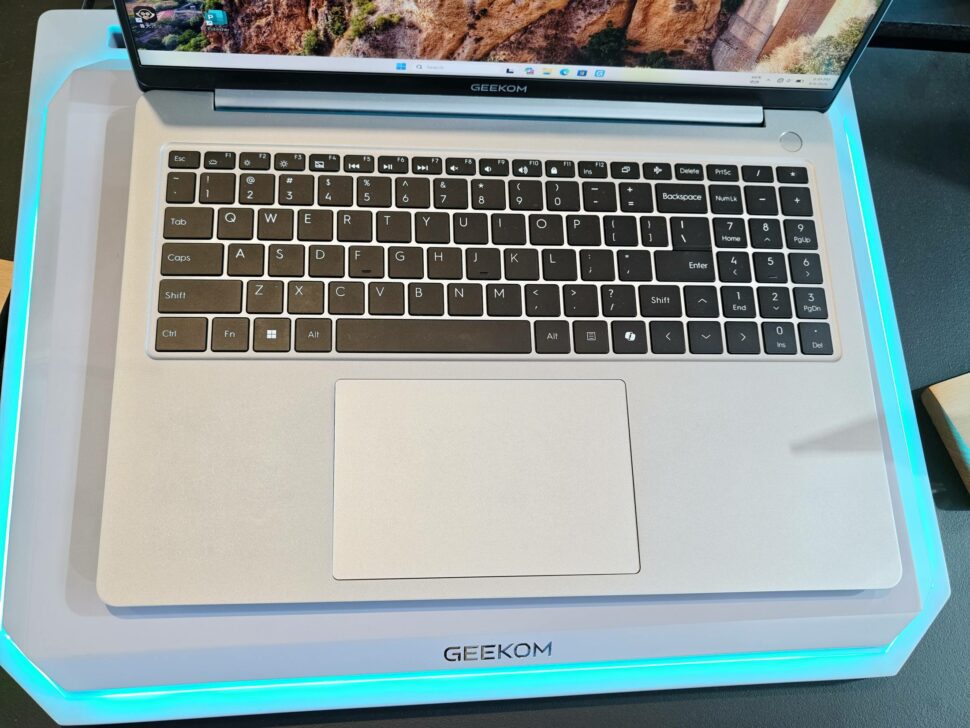 geekom geekbook x16 pro tastatur ifa 2026 geekom geekbook x16 pro tastatur ifa 2026