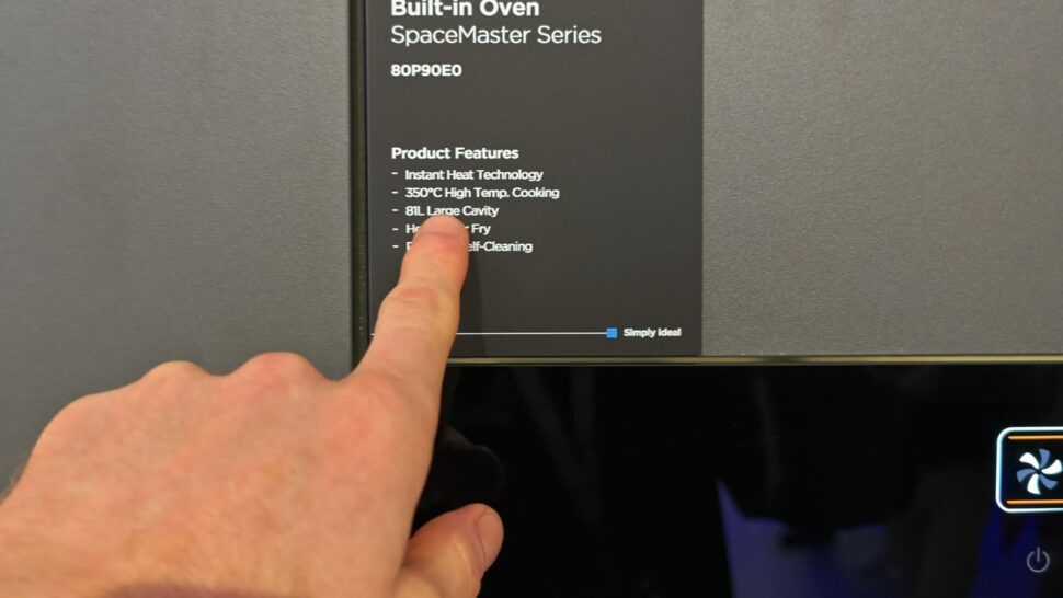 midea spacemaster standtafel 80p90e0 Standtafel zum Midea SpaceMaster 80P90E0 auf der IFA 2026