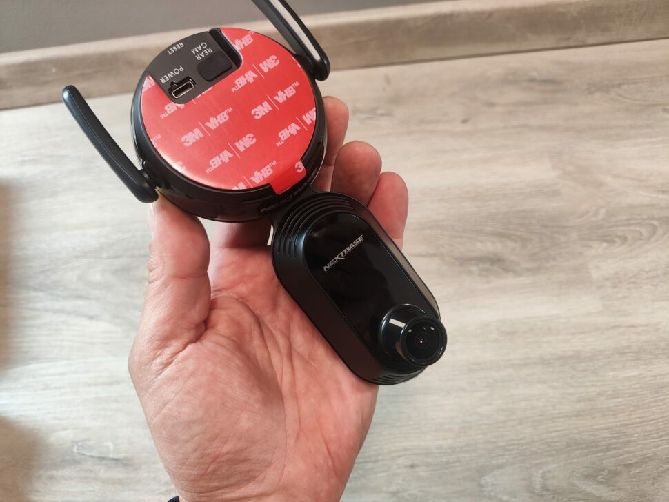 Nextbase IQ Design und Verarbeitung 1 Nextbase IQ Design und Verarbeitung 1