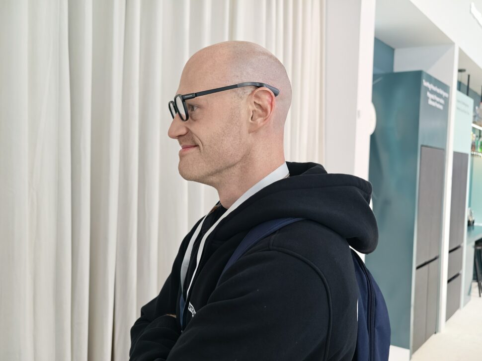 rayneo io getragen profil RayNeo iO getragen im Profil