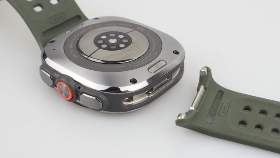 Samsung Galaxy Watch Ultra 2 Test Lieferumfang Armband 2 Samsung Galaxy Watch Ultra 2 Test Lieferumfang Armband 2