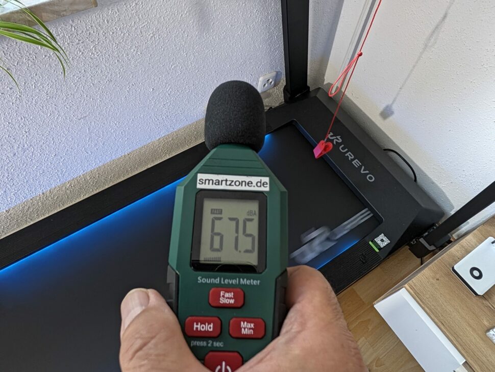 UREVO CyberMega 32 UREVO CyberMega Lautstärke bei 10km/h