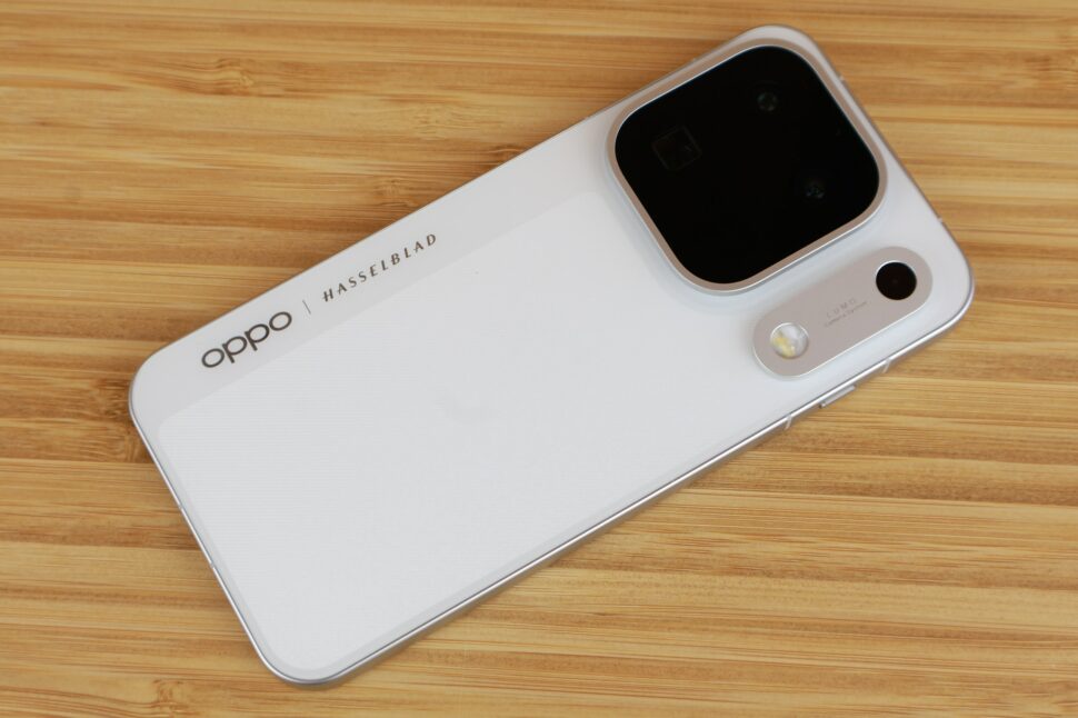 Oppo Find X10 Pro Max Rueckseite liegend Oppo Find X10 Pro Max Rueckseite liegend
