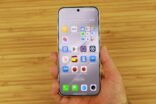 Oppo Find X10 Pro Max Vorderseite in der Hand Oppo Find X10 Pro Max Vorderseite in der Hand