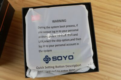 SOYO M5 Verpackung geoeffnet SOYO M5 Verpackung geoeffnet