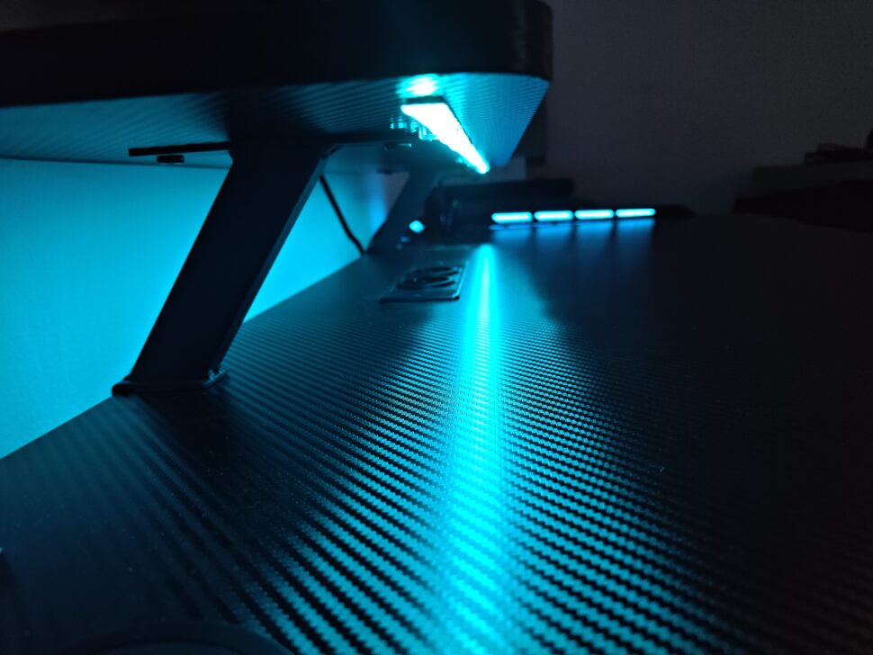 Cybercart RGB Gamingdesk Features 8 Cybercart RGB Gamingdesk Features 8